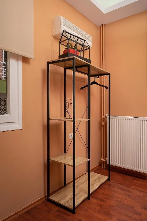 Centrally Located Cozy Apartment Heraklion