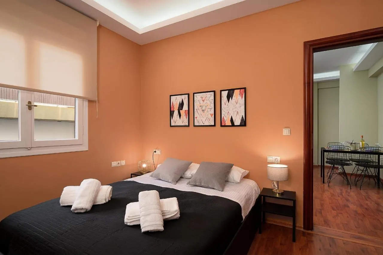 Centrally Located Cozy Apartment Heraklion